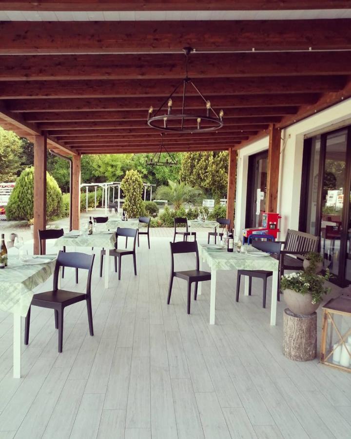 Il Magnolia Bed & Breakfast Франкавила ал Маре Екстериор снимка