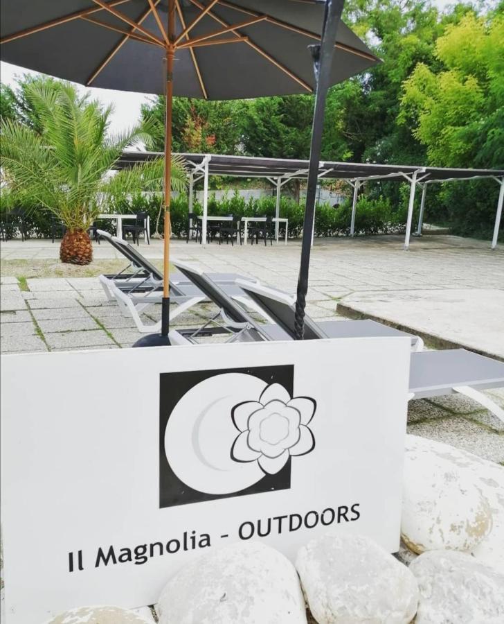 Il Magnolia Bed & Breakfast Франкавила ал Маре Екстериор снимка
